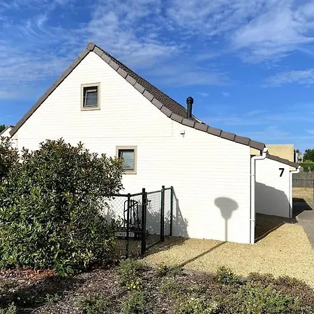 Dg7 - Gezellig Huisje Voor 6 Personen Met Tuin, Parking En 3 Fietsen Holiday home Koksijde