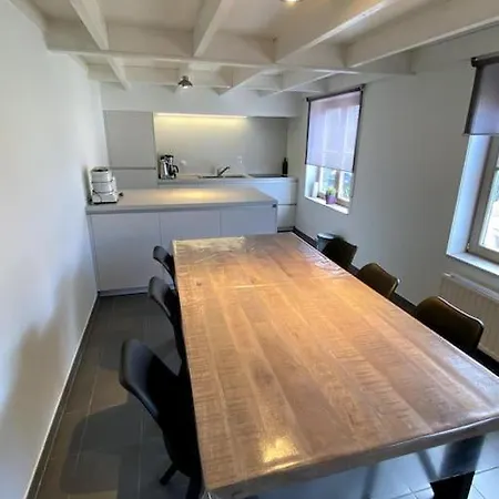 Holiday home Dg7 - Gezellig Huisje Voor 6 Personen Met Tuin, Parking En 3 Fietsen Koksijde